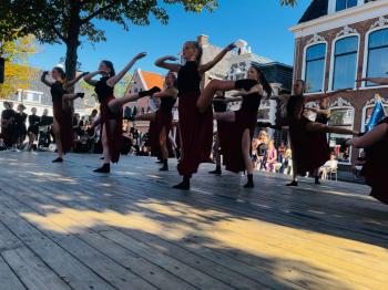 Admiraliteitsdagen Dansoptreden in de stad